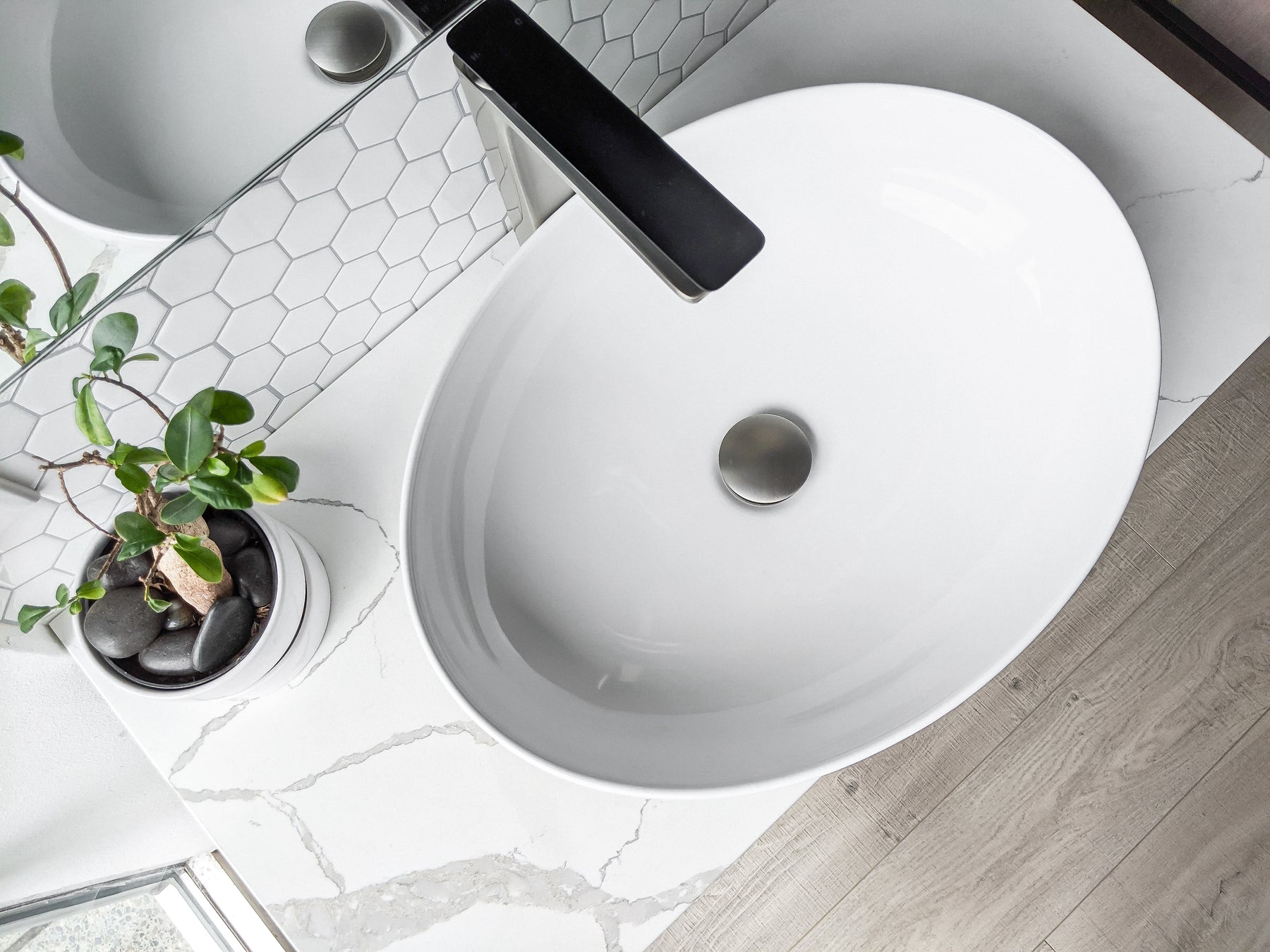 oval ceramic bathroom sinks top mount