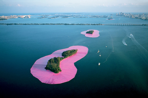 Christo and Jeanne Claude surrounded islands 