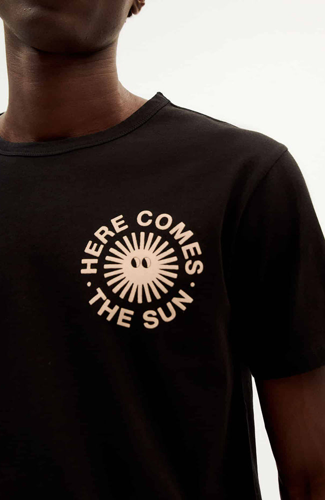 T-Shirt Happy Sun Zwart 2