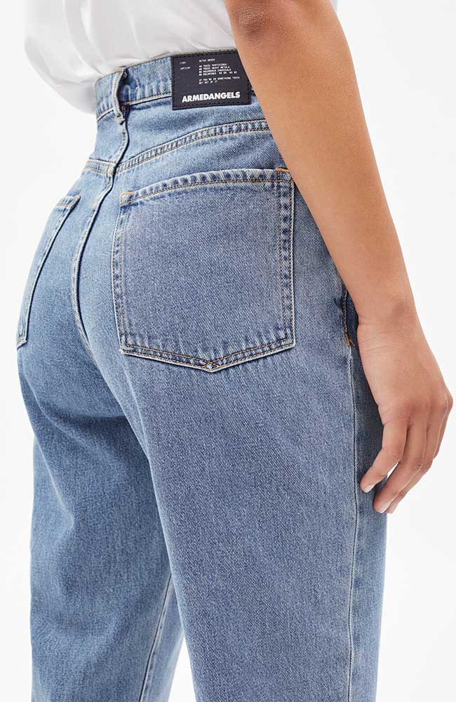 Mom Jeans Mairaa Mondstein 3