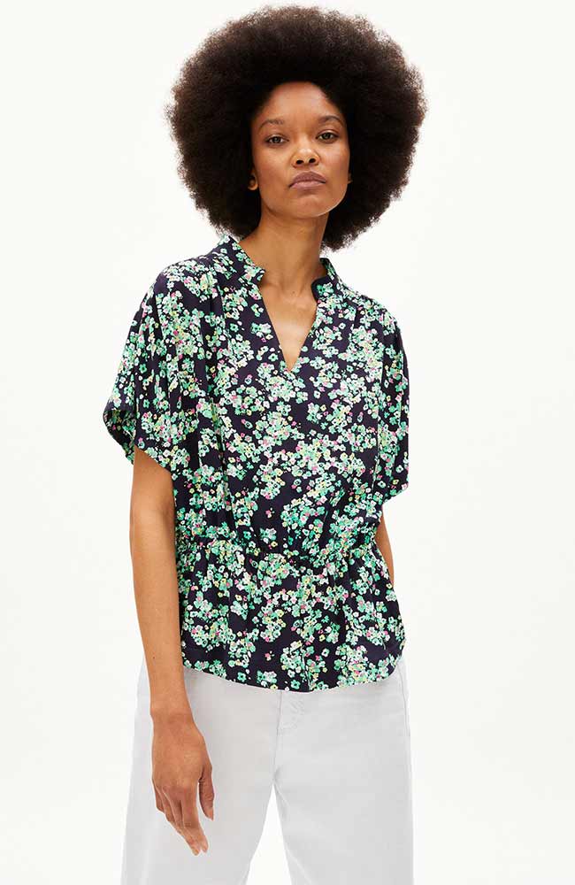 Bluse Staacy Ditsy Floral Schwarz & Grün 1