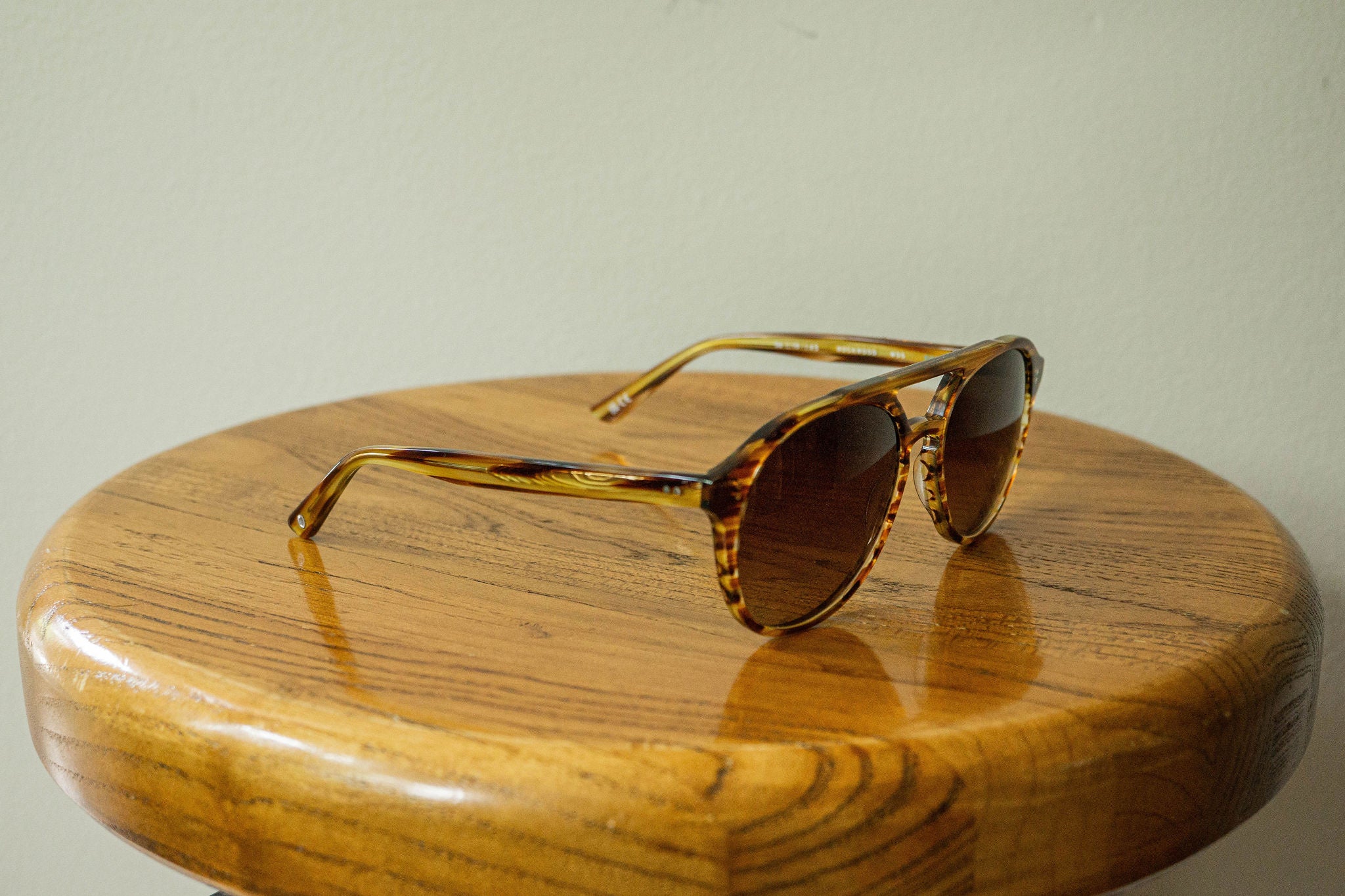 Sunglasses | Salt Optics Columbia Honey Gold Antique Leaves