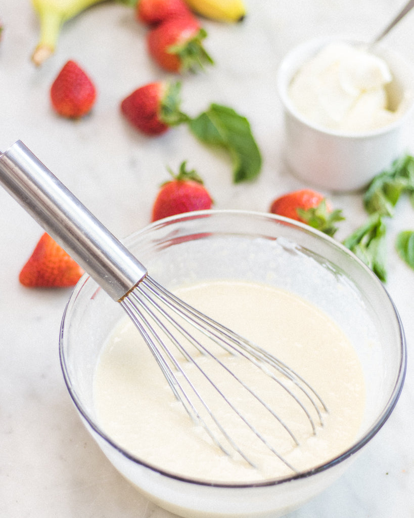 Crepe Maker with bowl and whisk