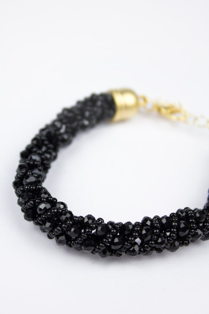 Black Sparkly Clasp Bracelet – GW Clarissa