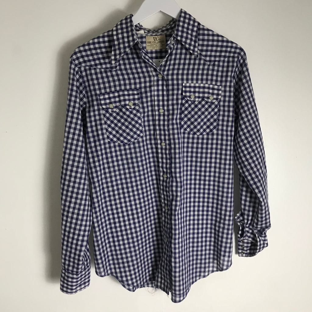 navy blue pearl snap shirt