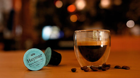 ค้นพบคุณประโยชน์อันเป็นเอกลักษณ์ของแคปซูลกาแฟสำหรับ Nespresso ที่ผลิตจากกาแฟชนิดพิเศษของ Hayman Coffee และดื่มด่ำกับกาแฟผสม 1% ชั้นนำของโลกในฝักกาแฟที่สะดวกสบาย