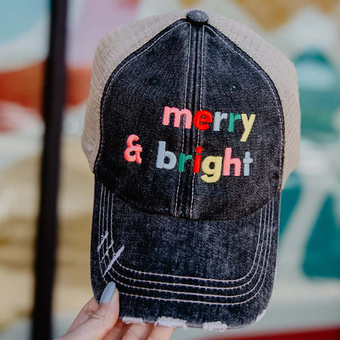 https://cdn.shopify.com/s/files/1/1003/9114/products/christmas-hats-colorful-merry-and-bright-trucker-hat_large.jpg?v=1634149319