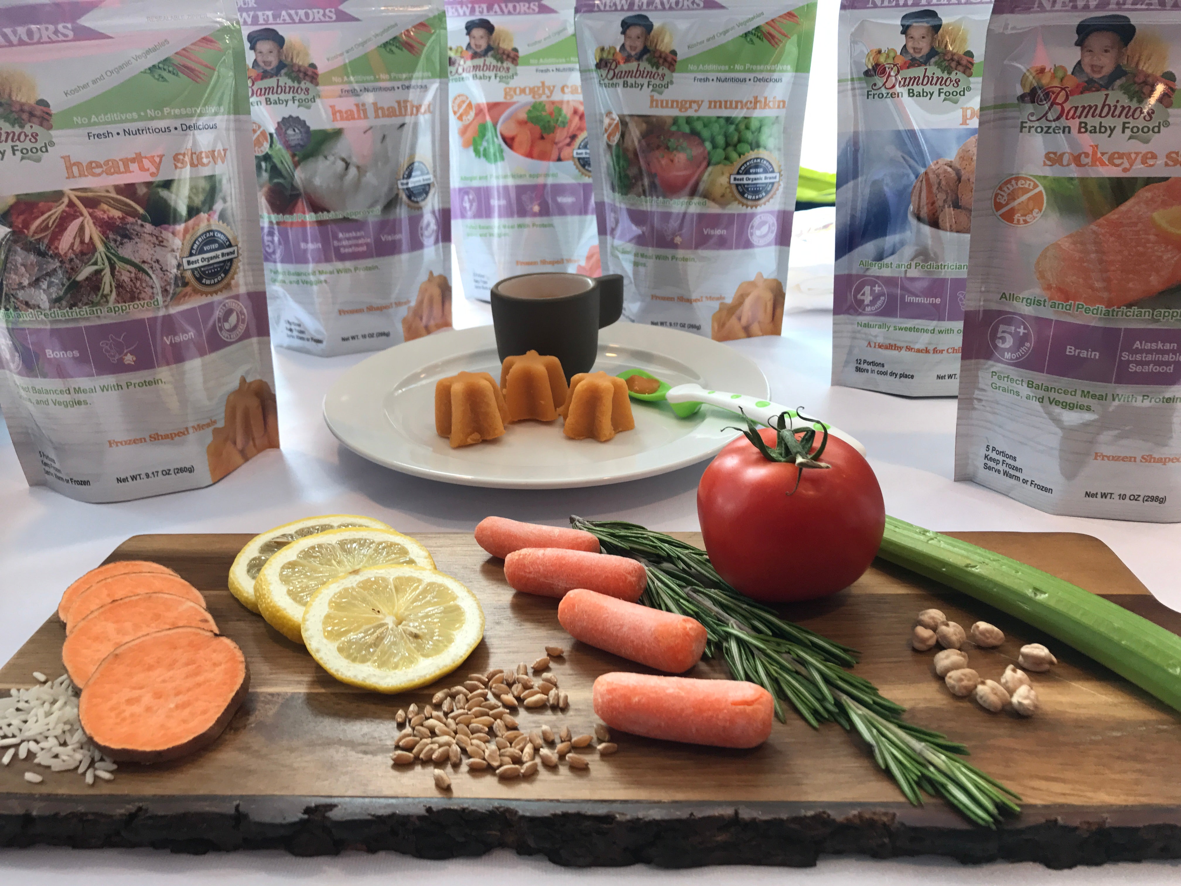 Bambinos Baby Infant Toddler Organic Protein vegetable foods. Beef, chicken salmon halibut carrot celery tomato puree solid kosher meals home delivery  