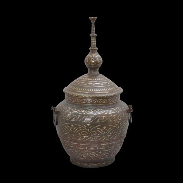 A gadur, a silver-inlaid brass wedding vessel from the Maranao people, dated in the early 20th century. (Photo courtesy of Michael Backman Ltd)