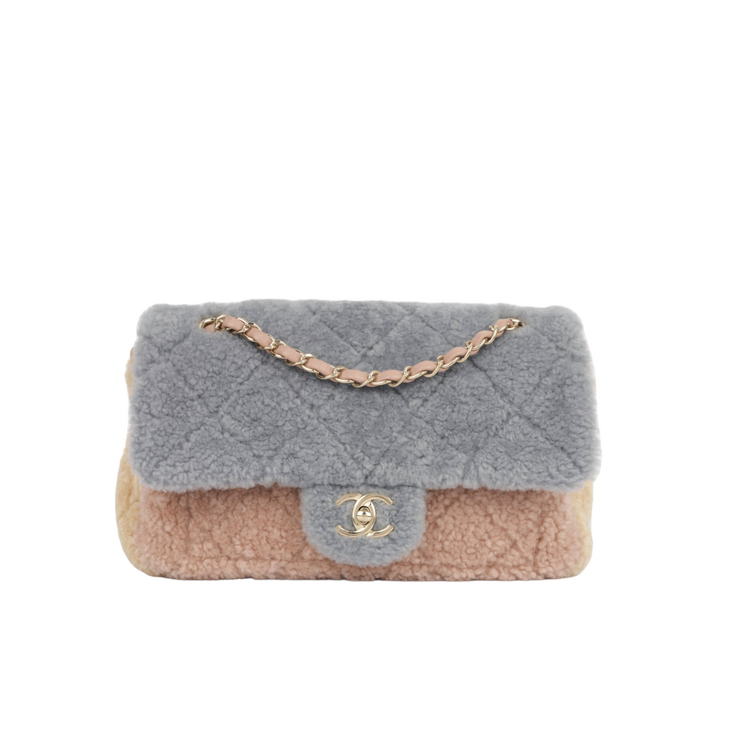 Chanel 19 Shearling blue bag – ICONICS LUXURY