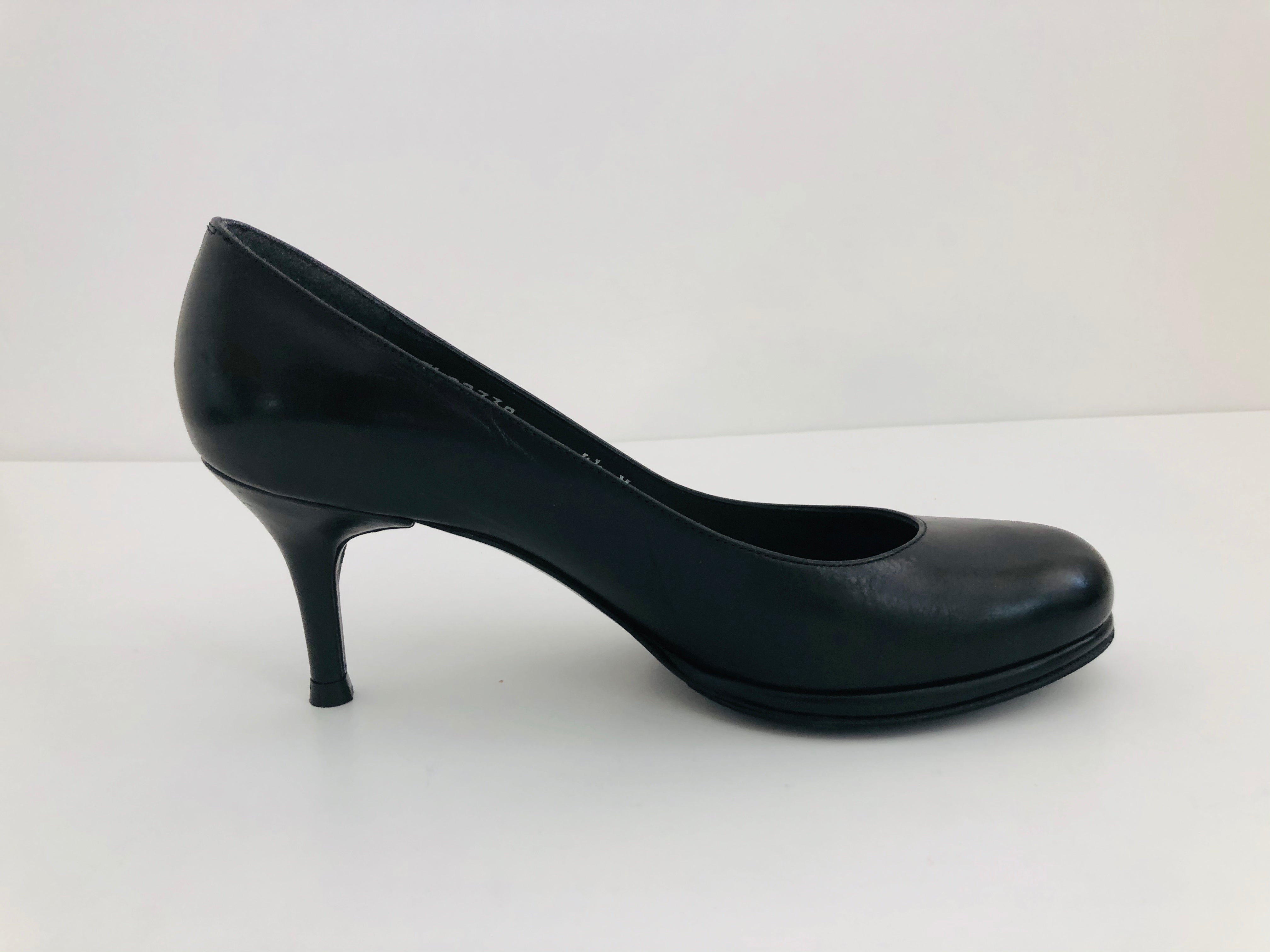 size 4.5 black heels