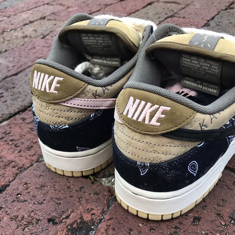 Nike SB Dunk Low Premium QS: Black/Black-Parachute Beige: (Travis Scott)