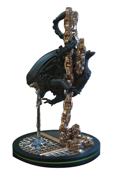 Quantum Mechanix Alien Xenomorph Q-Fig Diorama Figure