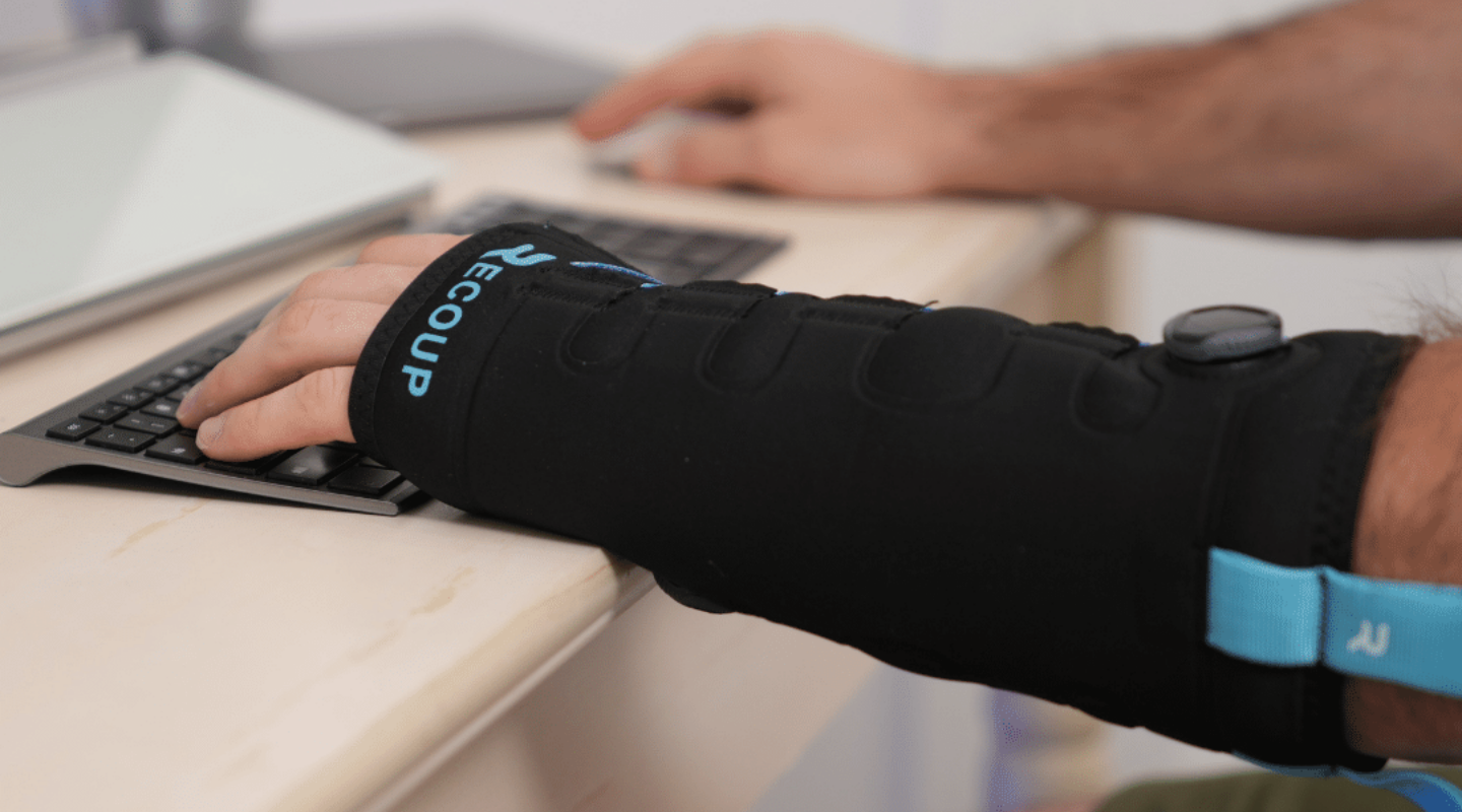 How to Choose the Right Wrist Compression Sleeve
