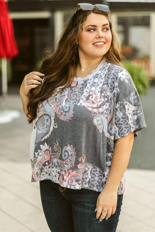 Find Extra Curvy Clothes (up to 6X) at Glitzy Girlz Plus Size Boutique
