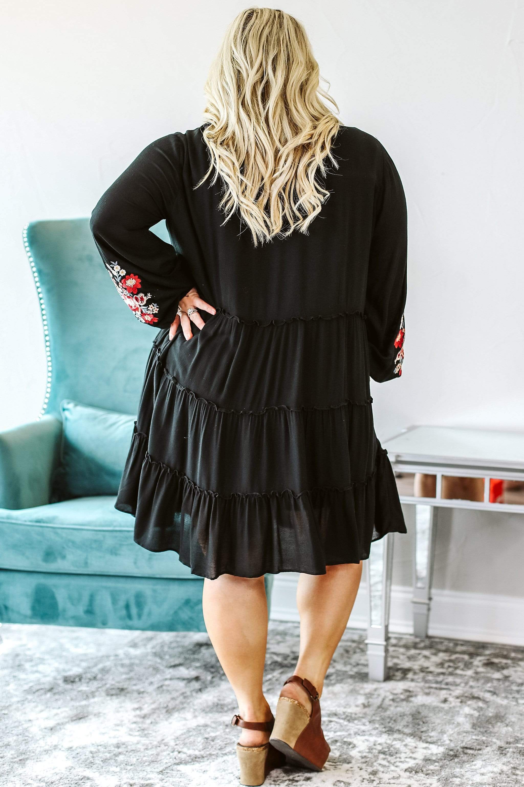 little black dress plus size curvy