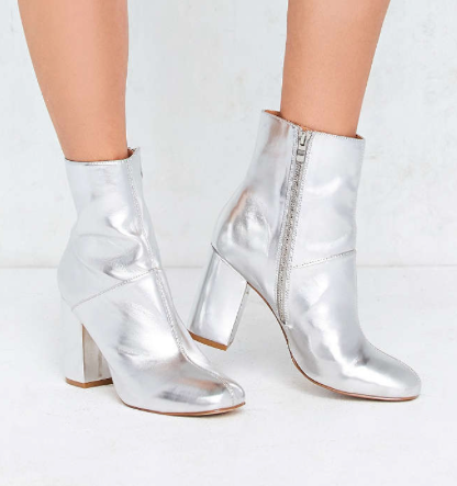 5 BOOTS EVERY BLNDN BABE NEEDS IN HER CLOSET FOR WINTER 2016