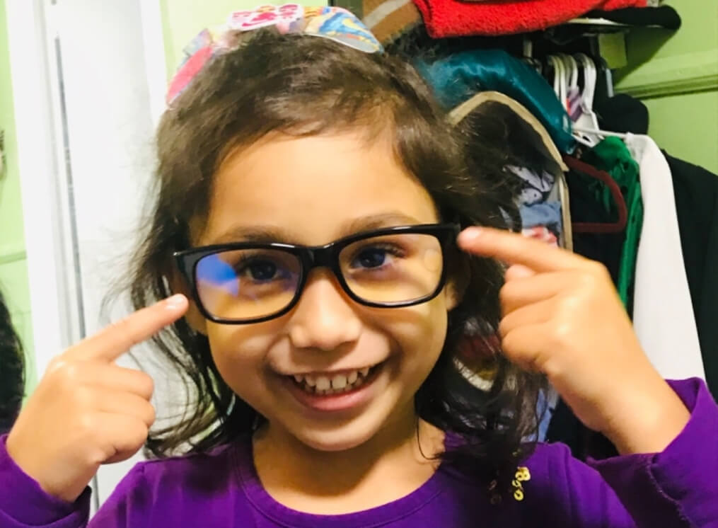 eyestrain free after using umizato kids blue light glasses