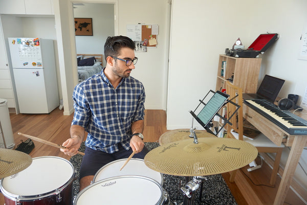 How a Musician and a Dancer Use Computer Glasses