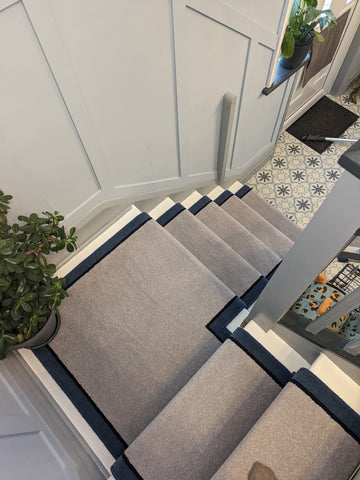 How to install carpet runner on stairs