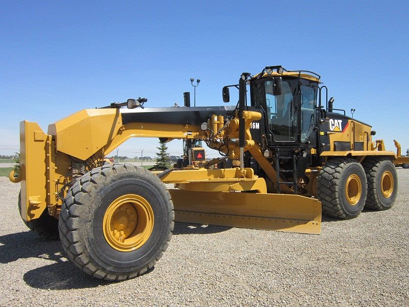  Caterpillar  16M Motor  Grader  Operation and Maintenance 