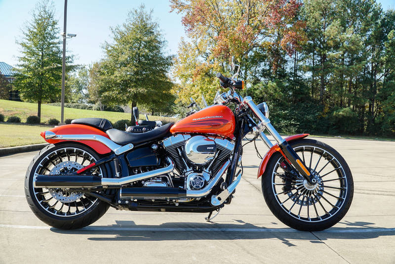 2018 harley davidson breakout service manual