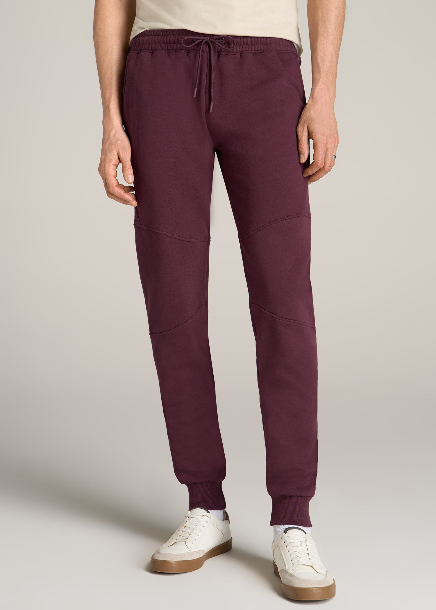 https://cdn.shopify.com/s/files/1/1008/6090/products/American-Tall-Men-Wearever-Fleece-Joggers-Maroon-front.jpg?v=1681827120