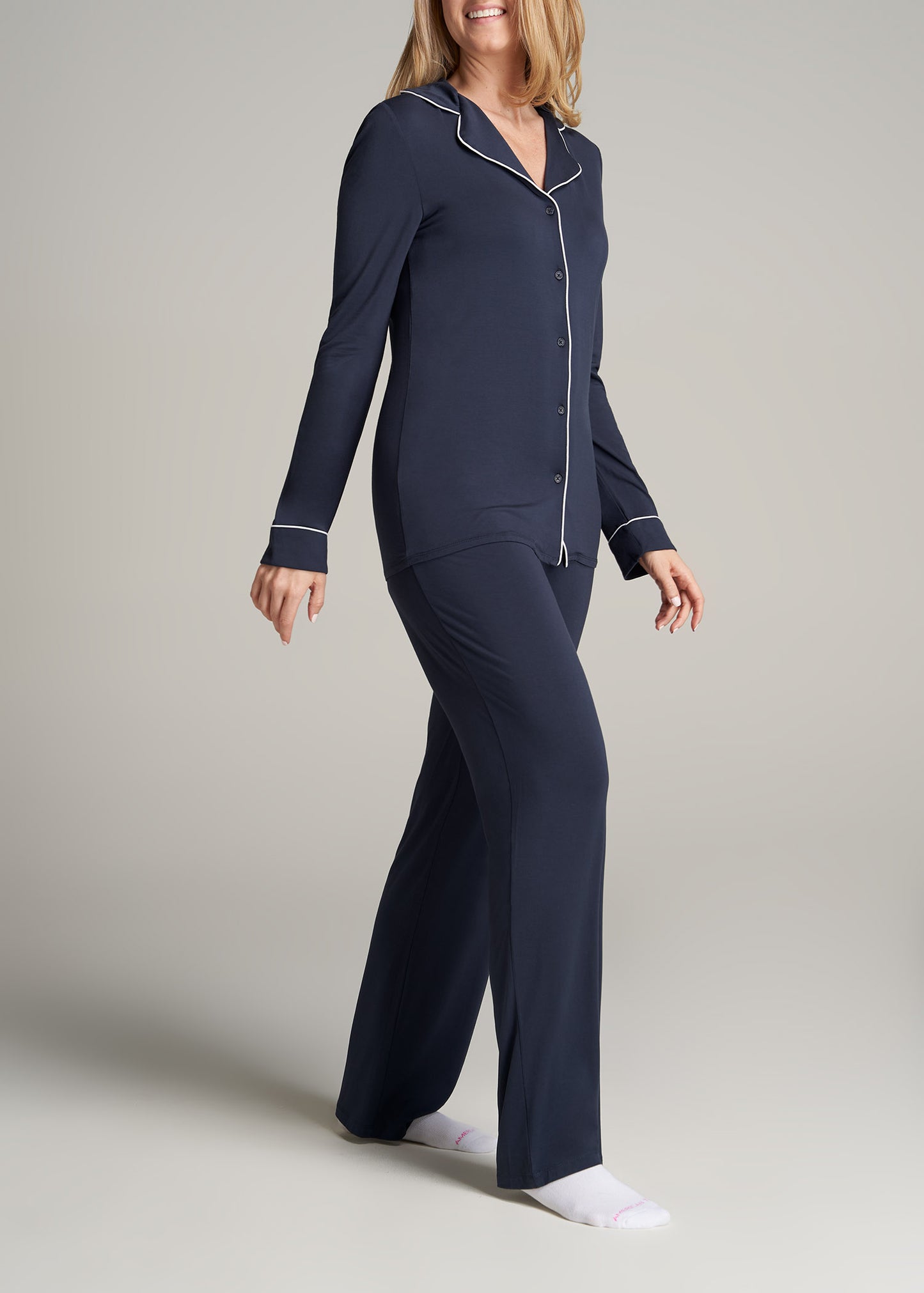     American-Tall-Women-LongSleeve-PajamaSet-NavyWhite-side