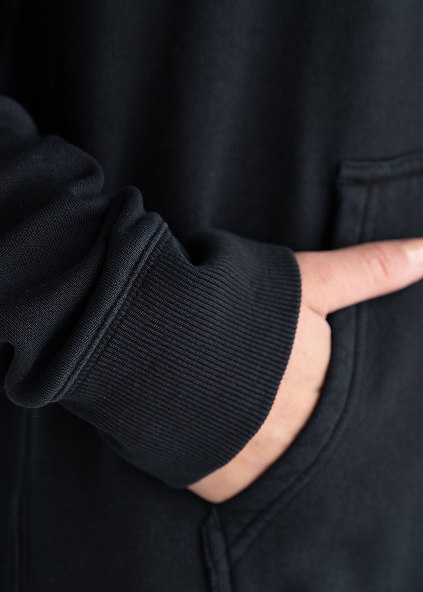 american-tall-womens-garment-dyed-hoodie-black-detail