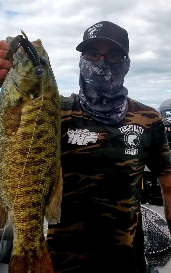 swimmy craw ecrevisses pour la peche antiherbe weedless quebec