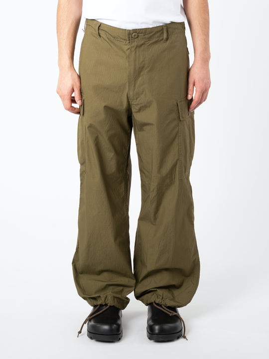 BEAMS PLUS Wide-Leg Shell Cargo Trousers for Men