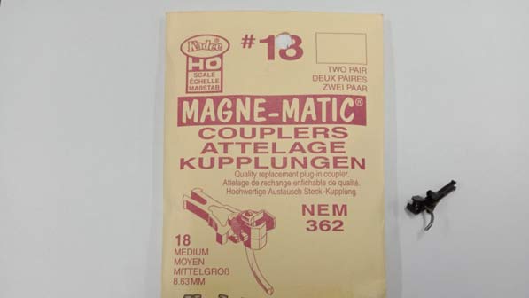KADEE Magne-matic Couplers #18