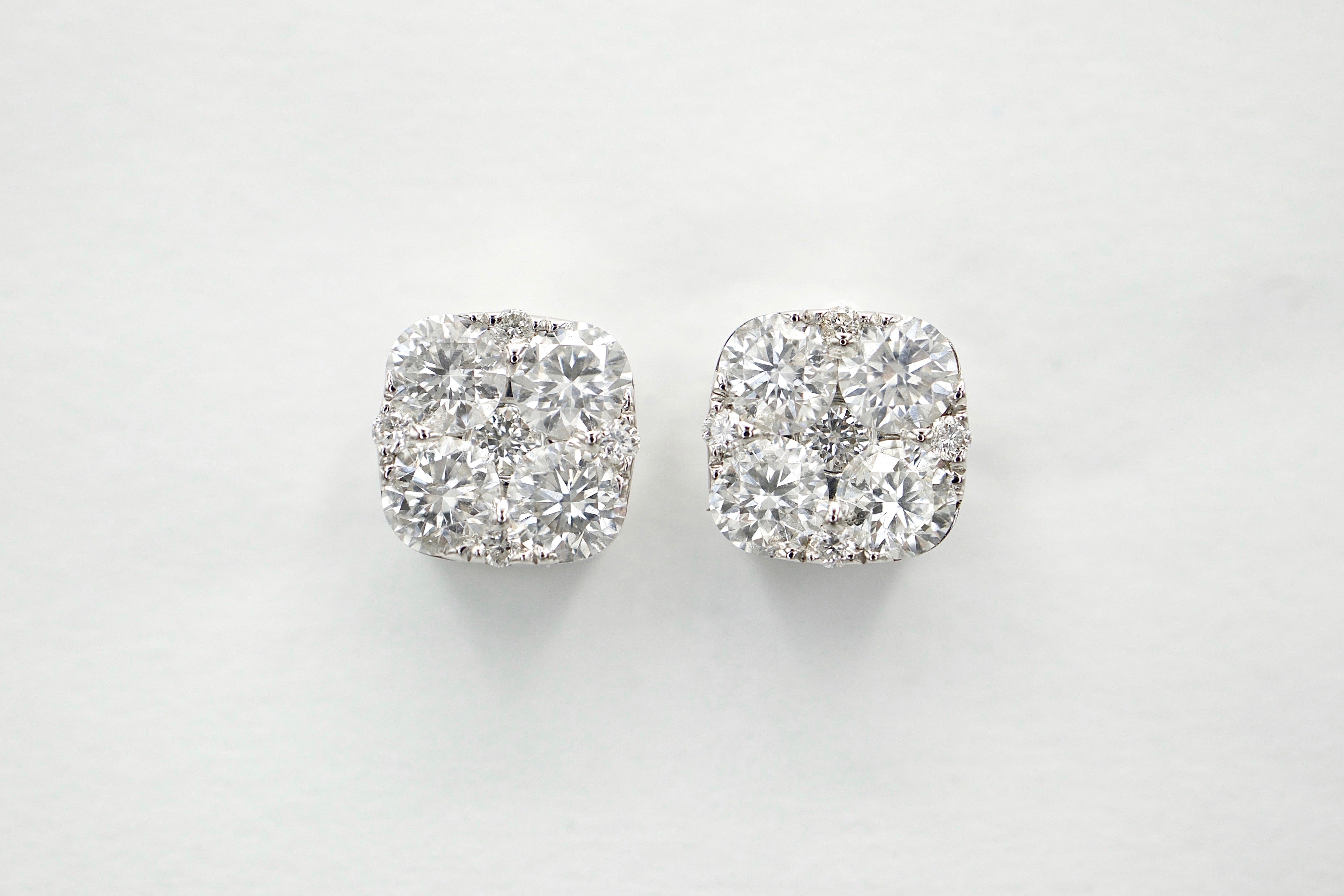 14k White Gold Diamond Cluster Stud Earrings