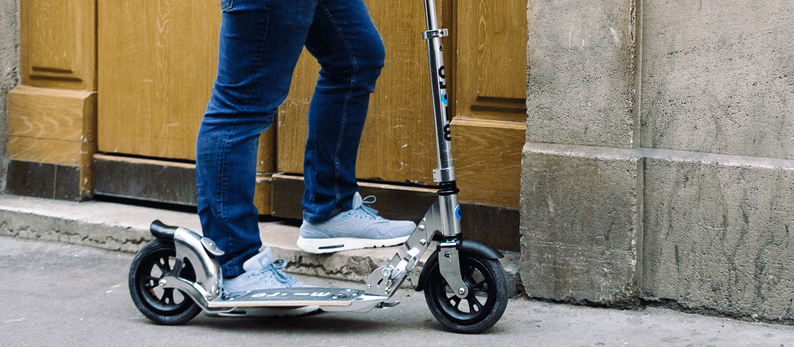 MICRO 200mm Flex Air Scooter – Kickboard Canada Inc.