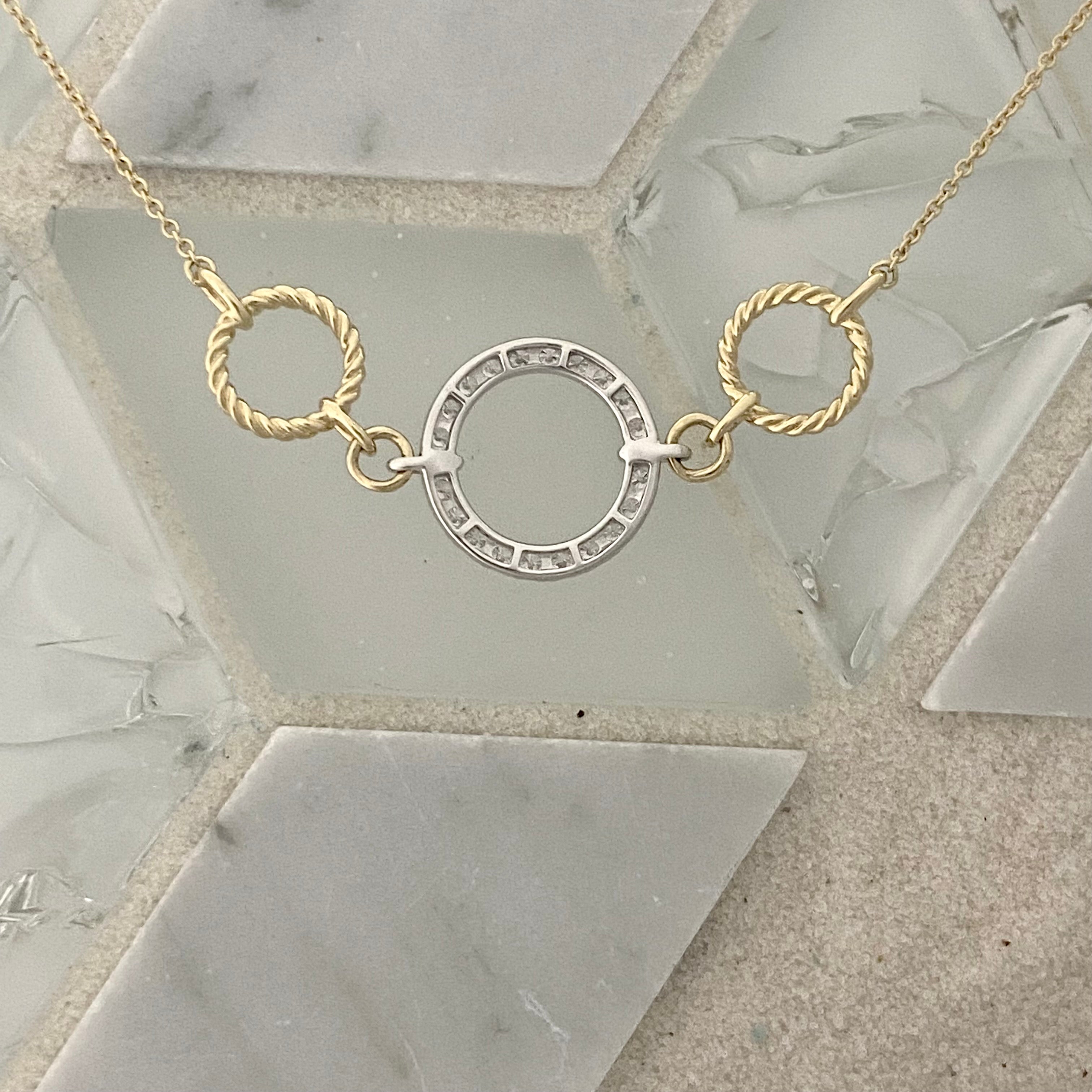 14k 2-Tone Gold Twisted Rope And .26cttw Pav  Diamond Circle Necklace 15.5