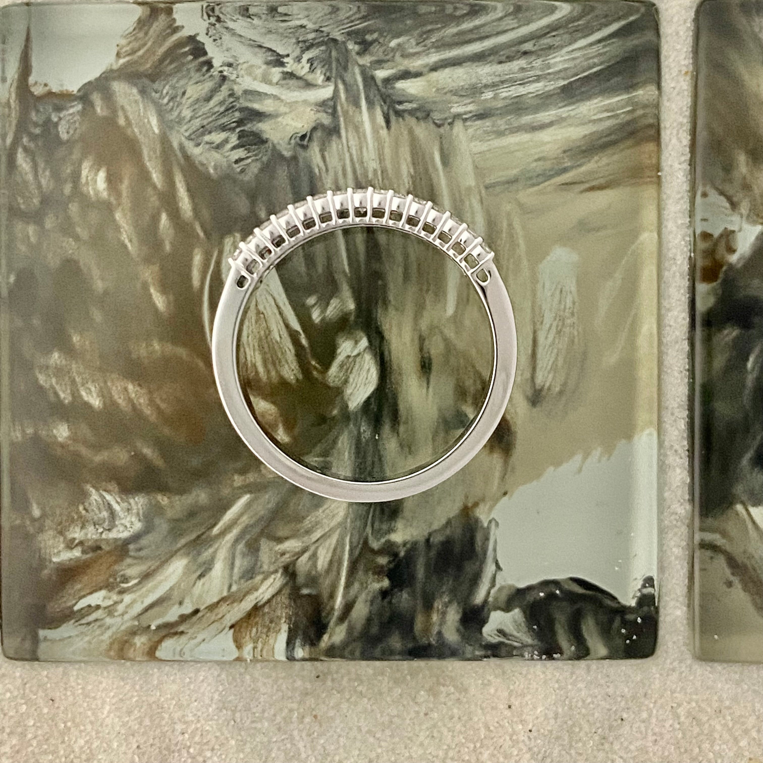 14k White Gold .54cttw Diamond Ring Size 7.5