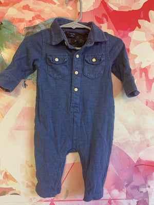 Baby Gap blue romper with pearl snaps and collar. Size 3-6m - Cloud & Bunny