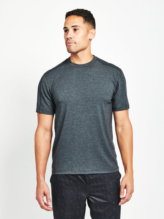 7 Essential Yoga Clothes for Men - Mocha Man Style