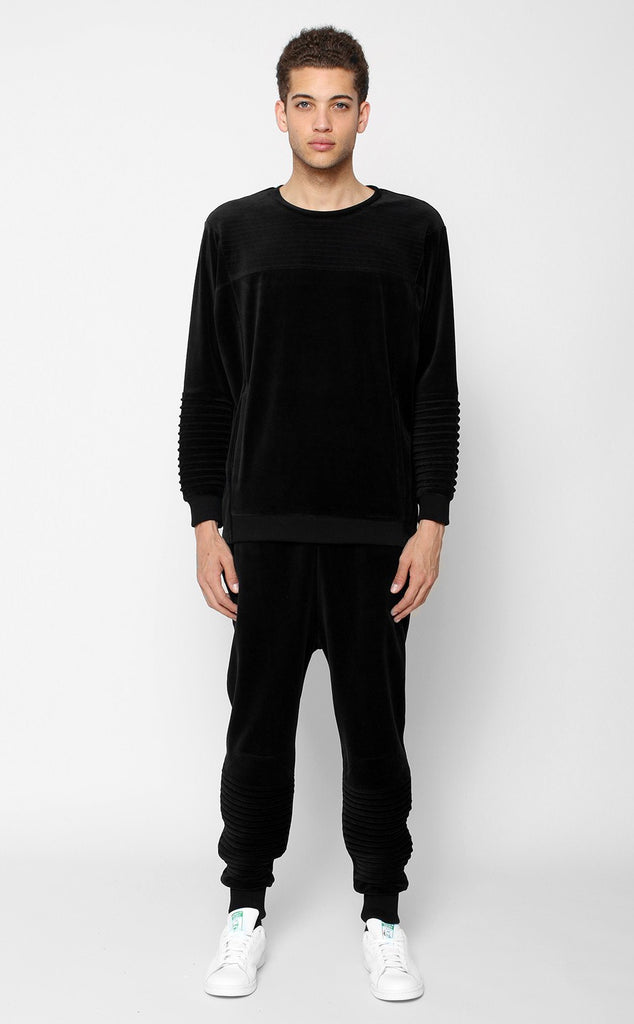Unknown Harbinger Oversized Black Velour Sweatshirt – Entree Lifestyle