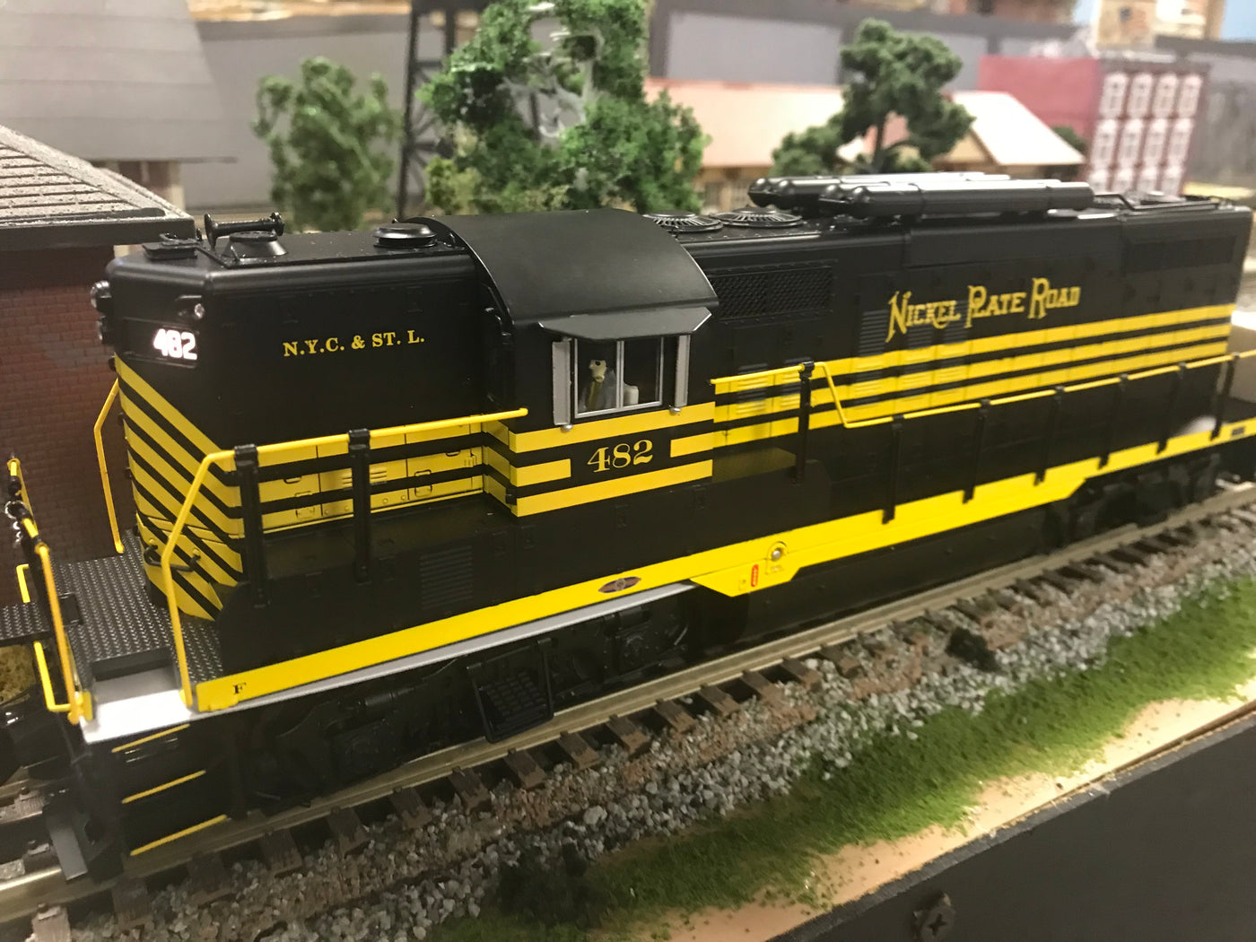 lionel nickel plate special