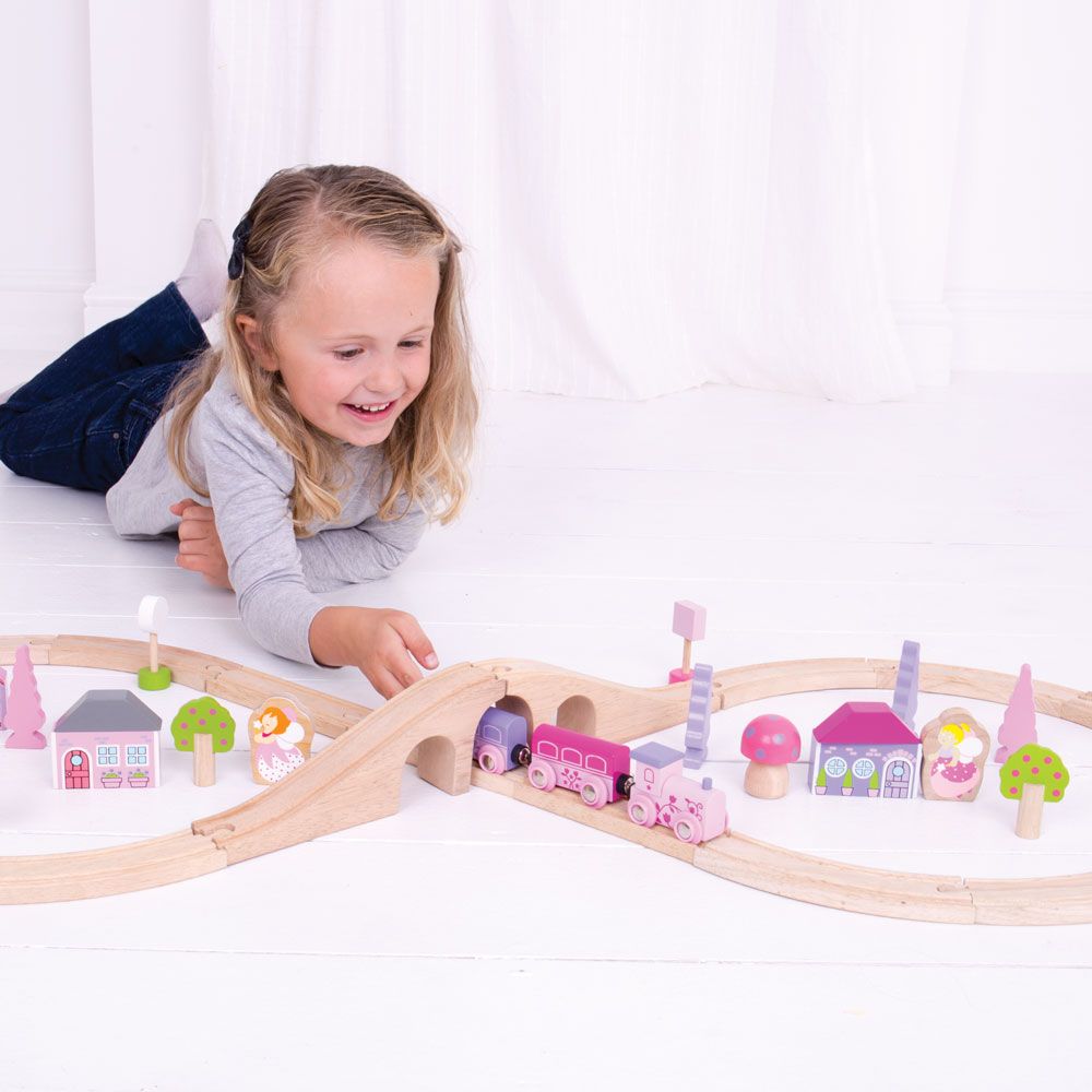 bigjigs fairy figure of eight train set