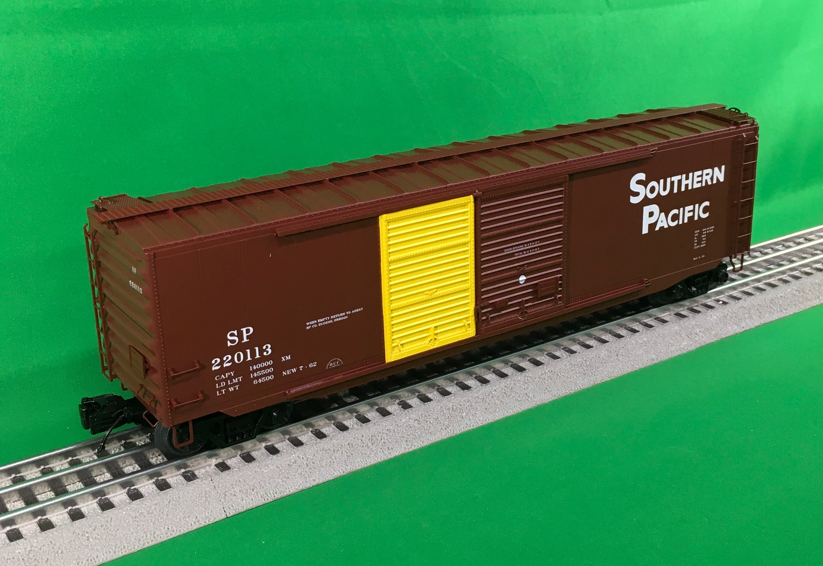 MTH 20-99324 - 40' Double Sheathed Box Car Union Pacific –  MrMuffin'sTrains