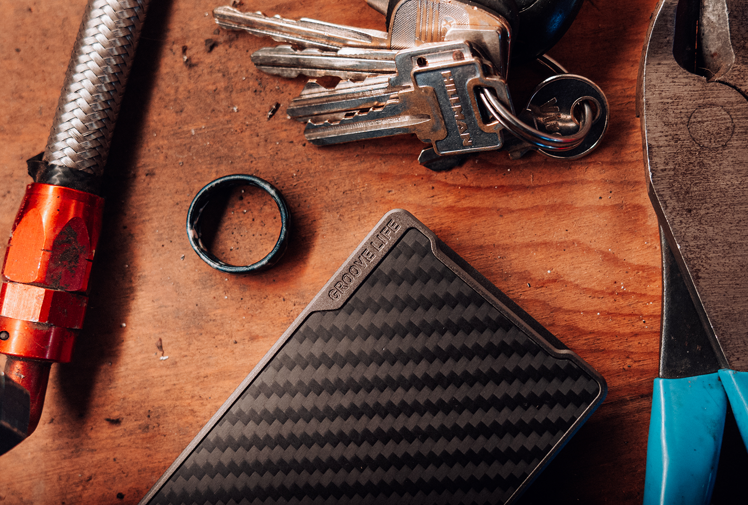 Groove Wallet Carbon Fiber