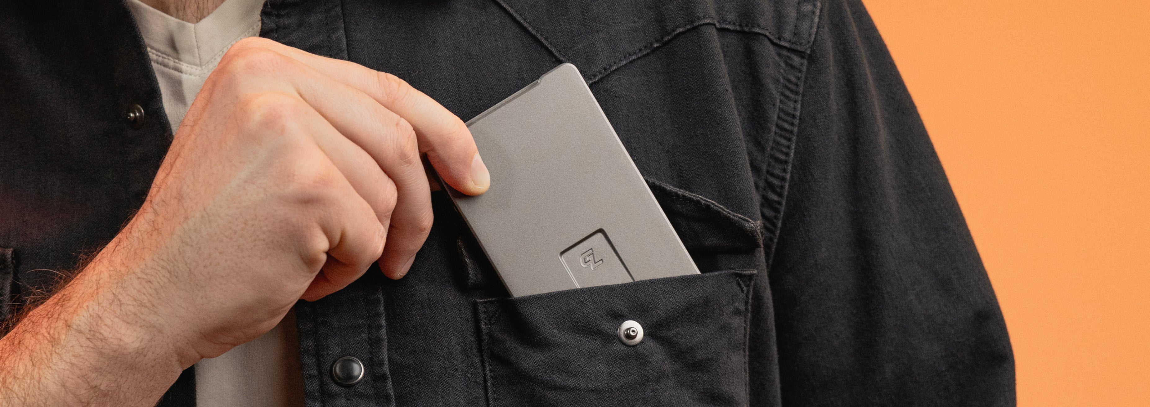Groove Wallet® - Gun Metal lifestyle image 4