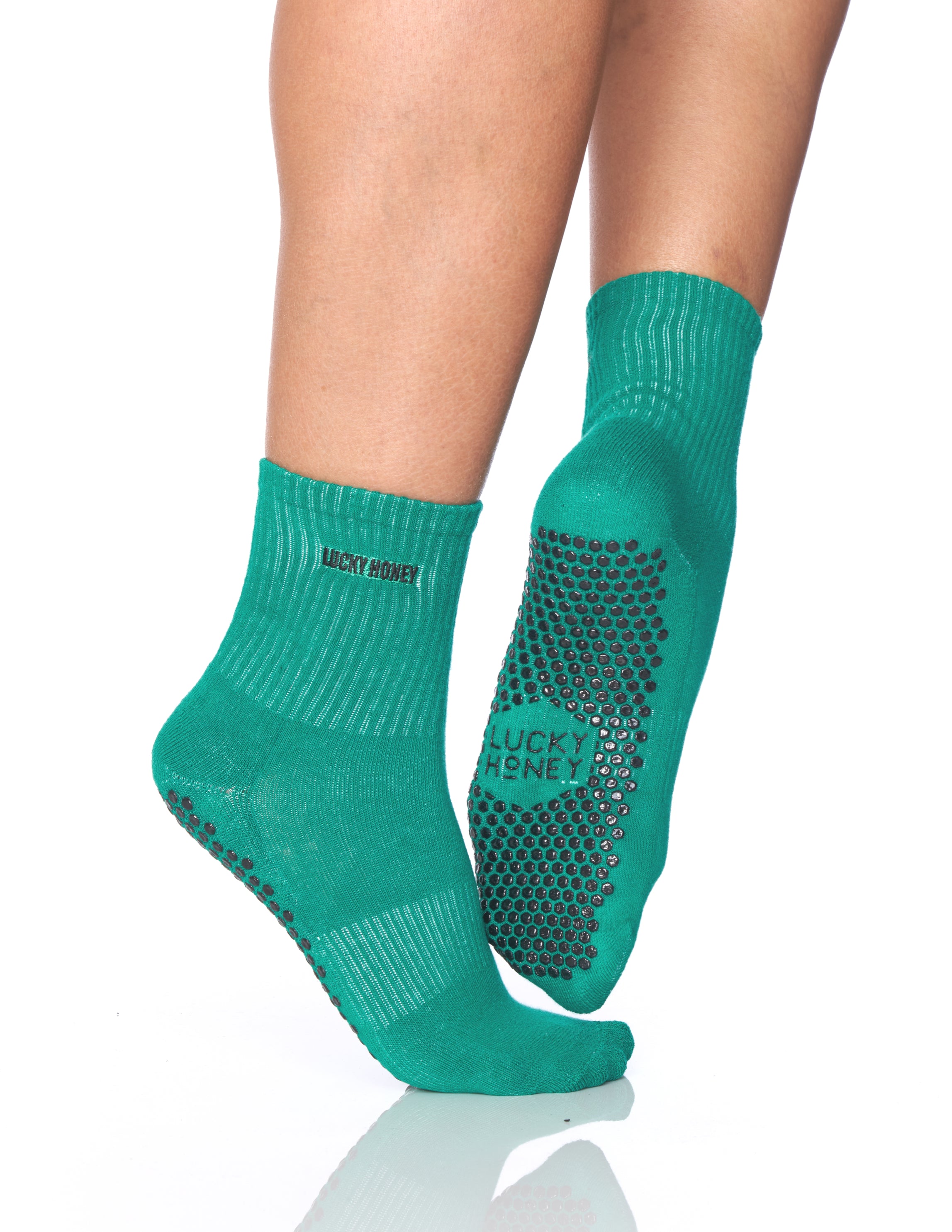 LUCKY HONEY Grip Socks – The PilatesBarre