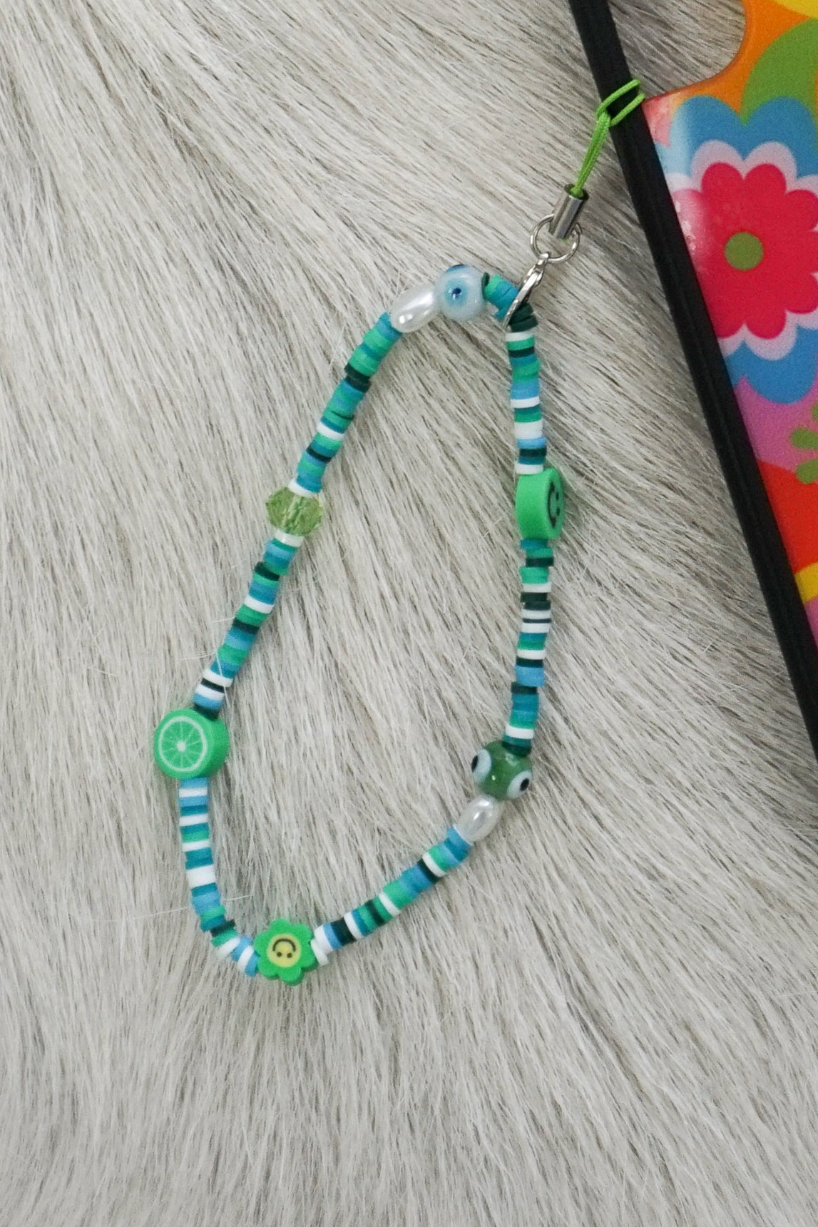 Josslyn Phone Charm in Green