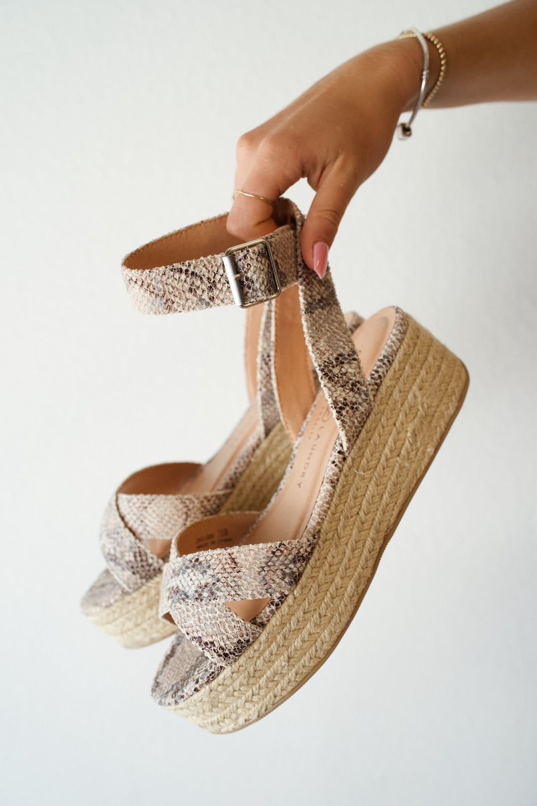 chinese laundry espadrilles