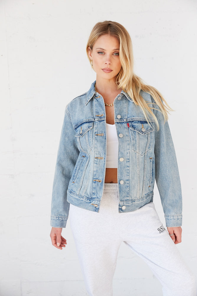 Levi's Ex-Boyfriend Trucker Denim Jacket • Shop American Threads Women's  Trendy Online Boutique – americanthreads