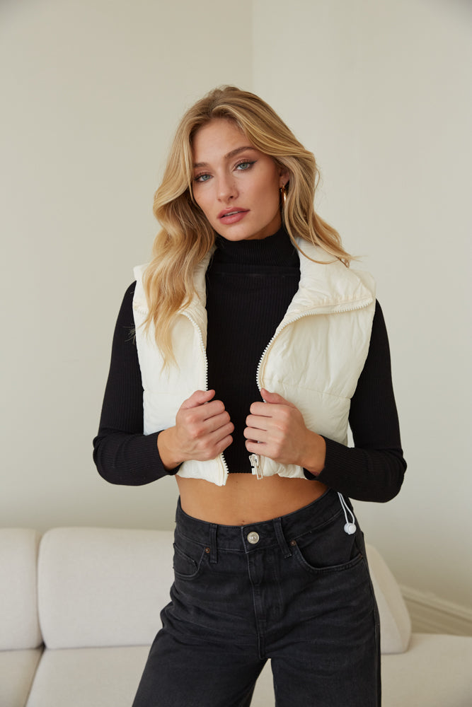 Whistler Welcome Cropped Puffer Vest (Blush) – NanaMacs