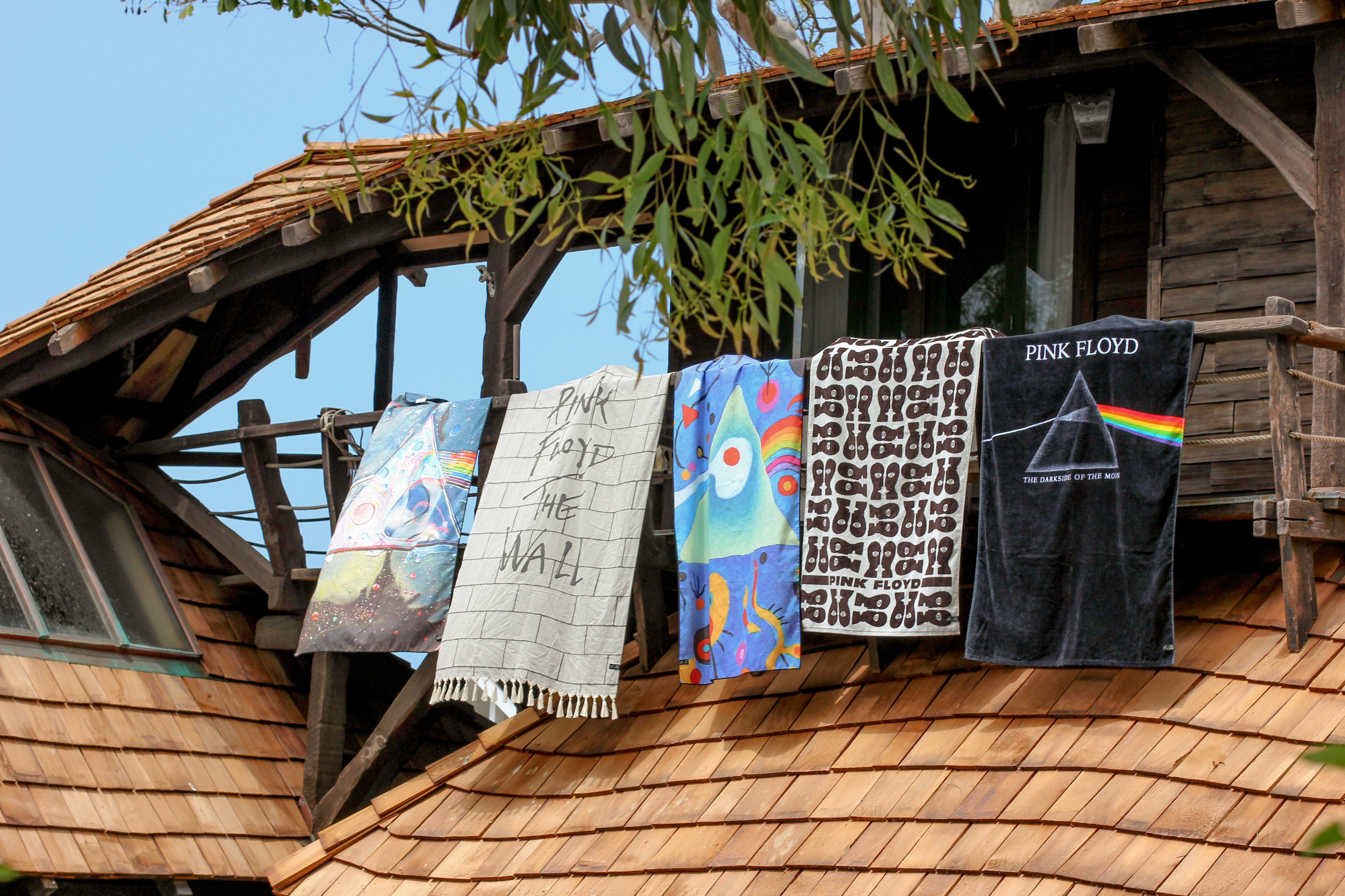 Pink Floyd Sustainable towel collection